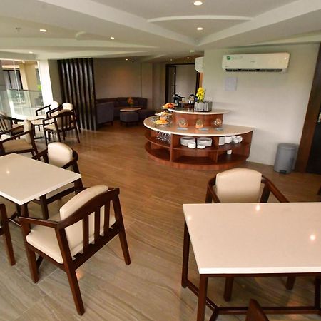 Canyon Hotels & Resorts Boracay Balabag  Kültér fotó